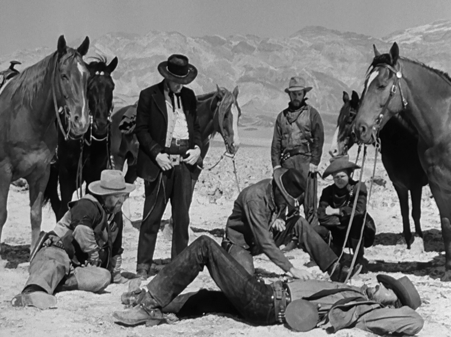 Yellow Sky (1948) —  shot,  lighting