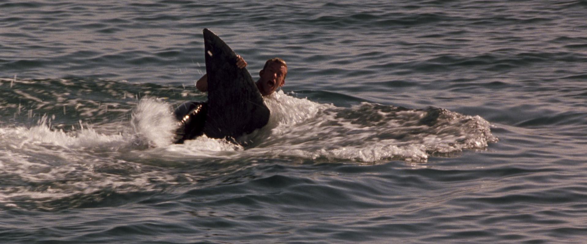 Deep Blue Sea (1999) —  shot,  lighting