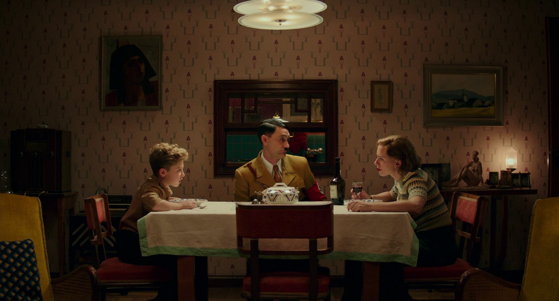 Jojo Rabbit (2019) —  shot,  lighting