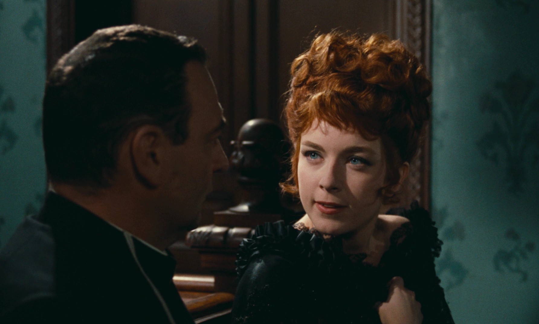 The Thief of Paris (1967) —  shot,  lighting