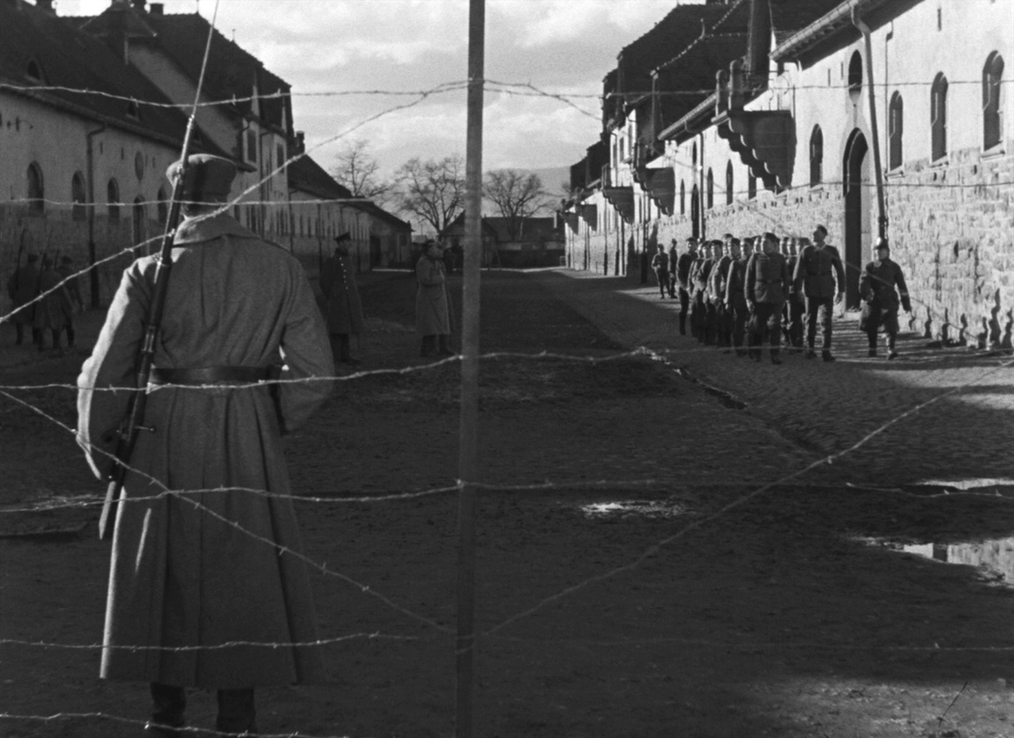 La Grande Illusion (1937) —  shot,  lighting