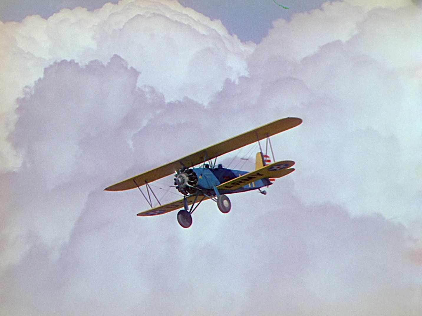 Thunder Birds: Soldiers of the Air (1942) —  shot,  lighting