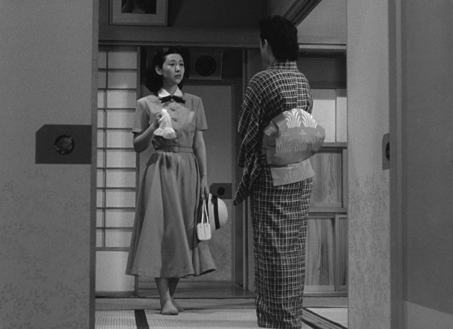 The Flavor of Green Tea Over Rice (1952) —  shot,  lighting