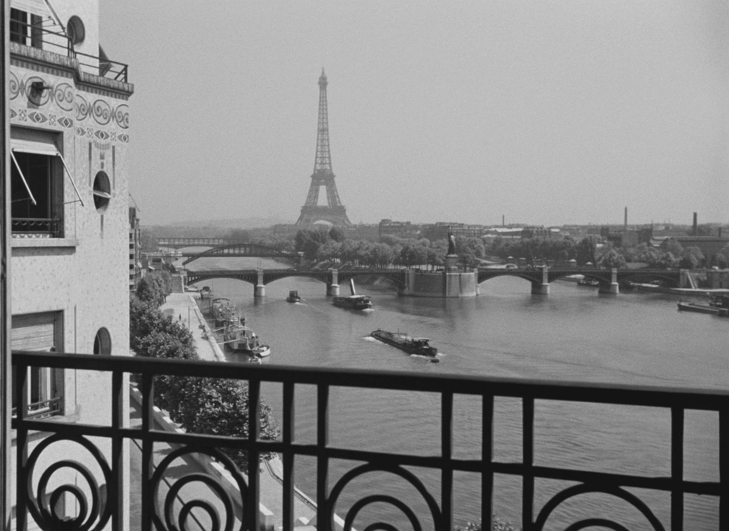 The Moment of Truth (1952) —  shot,  lighting