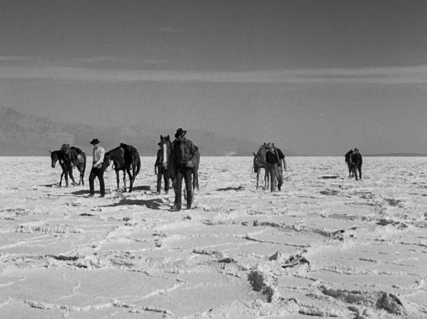 Yellow Sky (1948) —  shot,  lighting