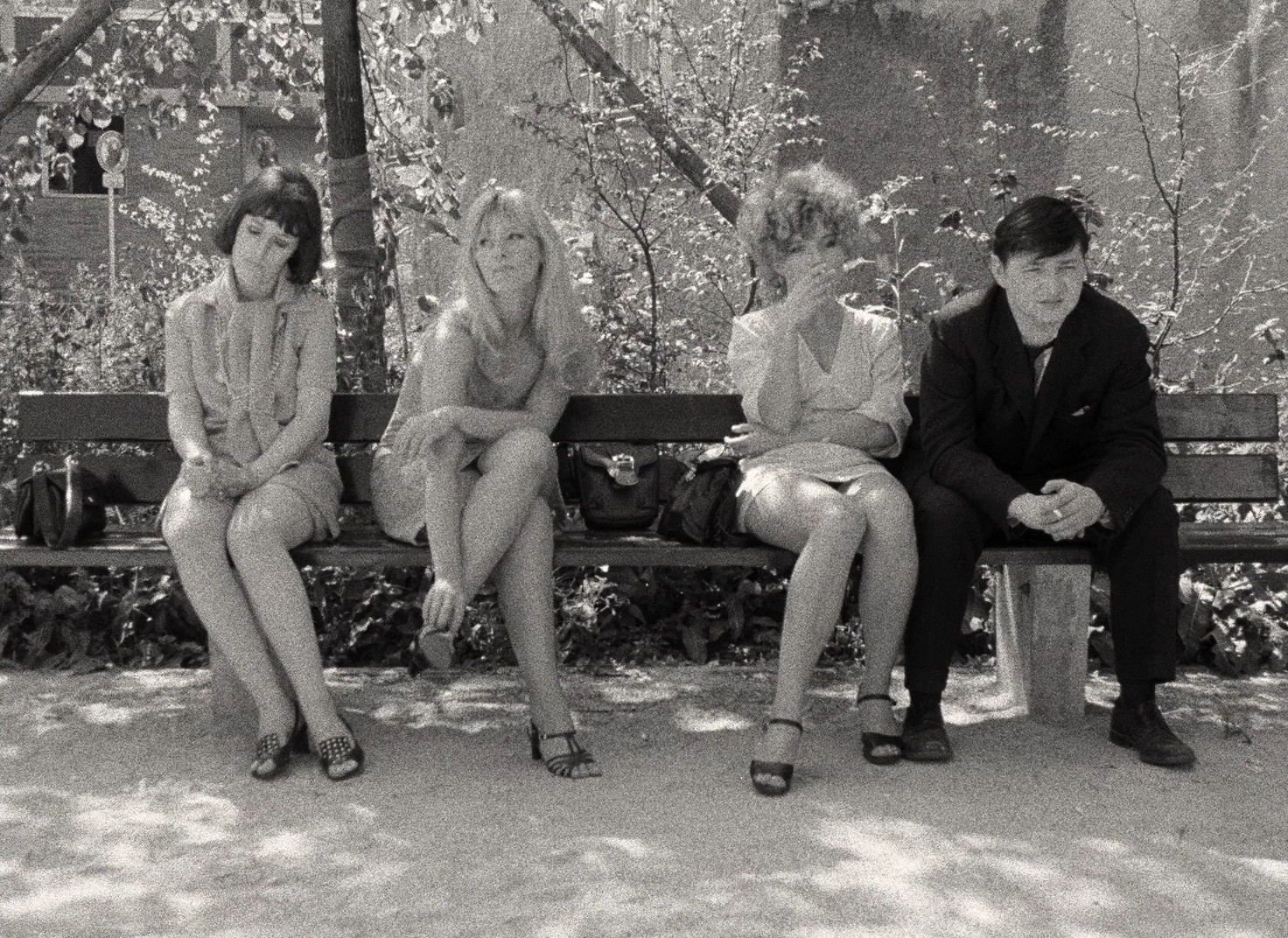 Katzelmacher (1969) —  shot,  lighting