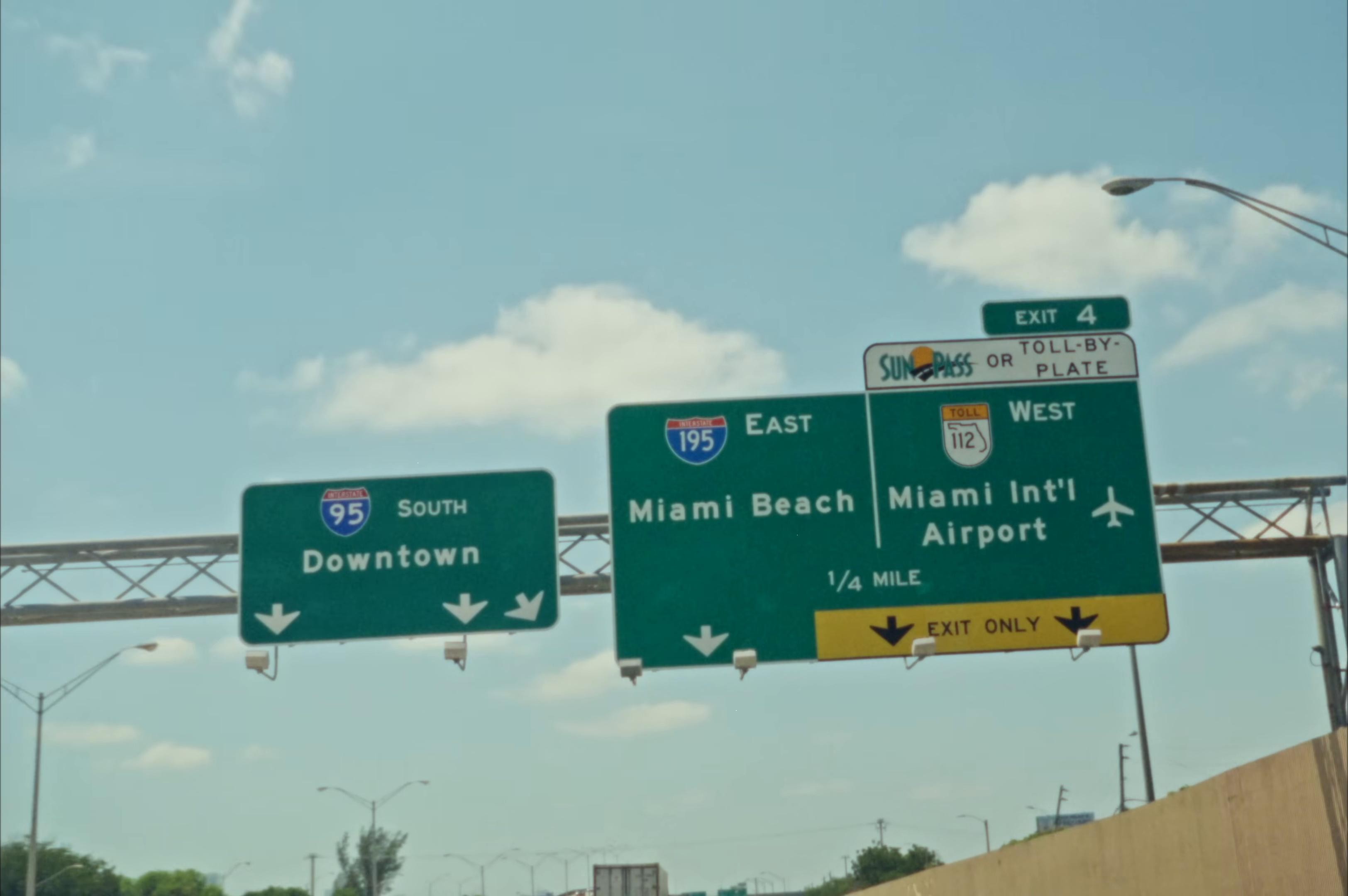 Money Maker  (2025) —  shot,  lighting