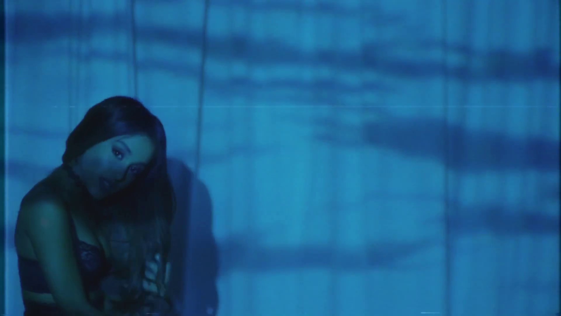 Dangerous Woman (2013) —  shot,  lighting