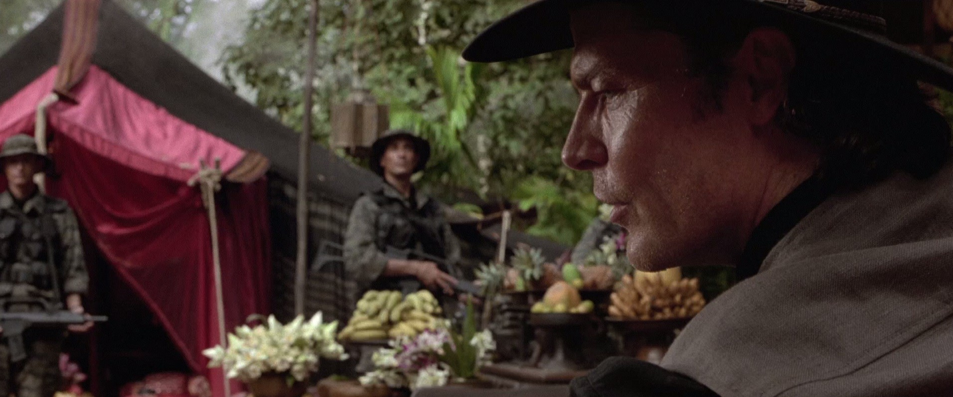 Lara Croft: Tomb Raider (2001) —  shot,  lighting