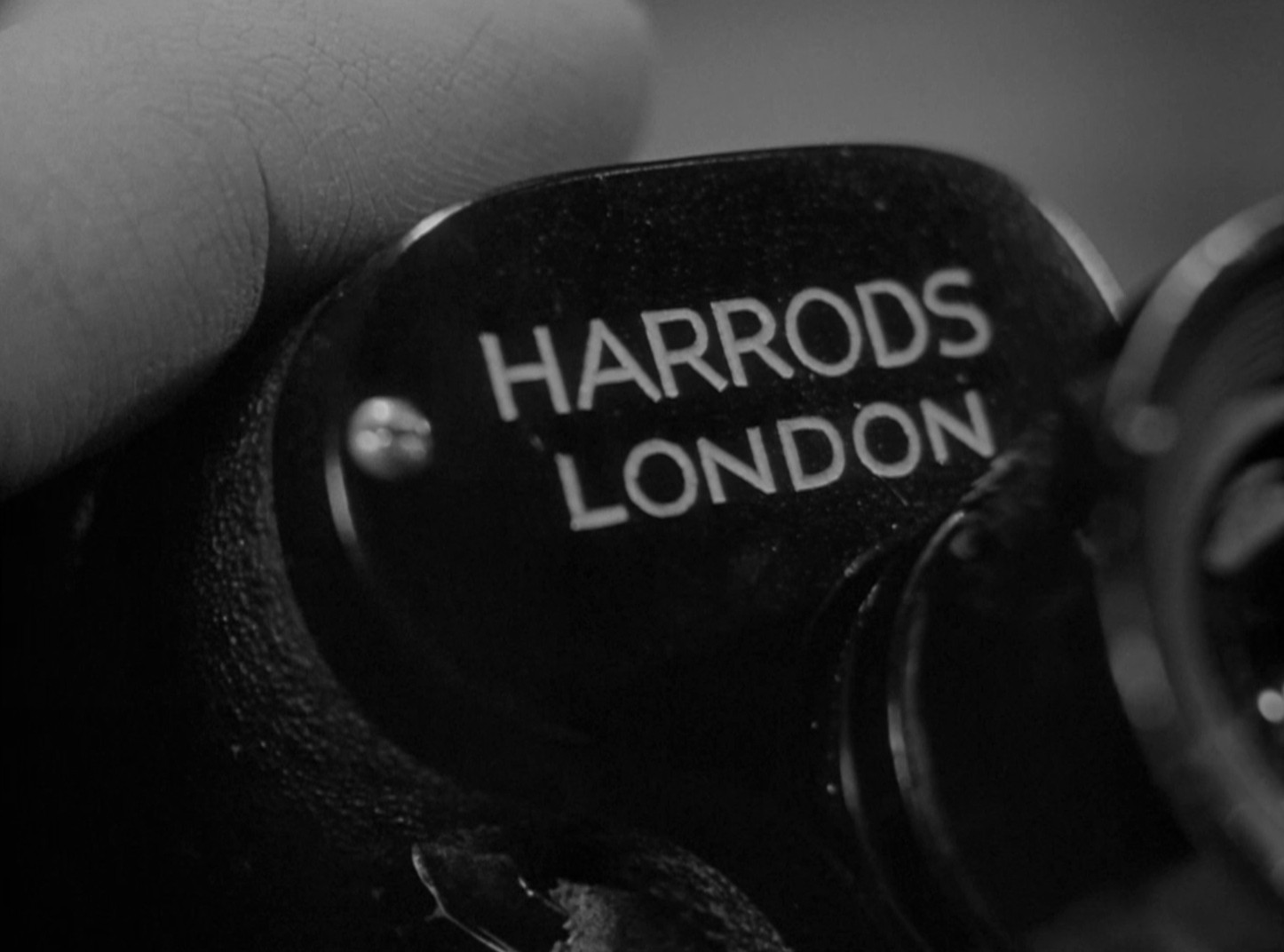 Man Hunt (1941) —  shot,  lighting