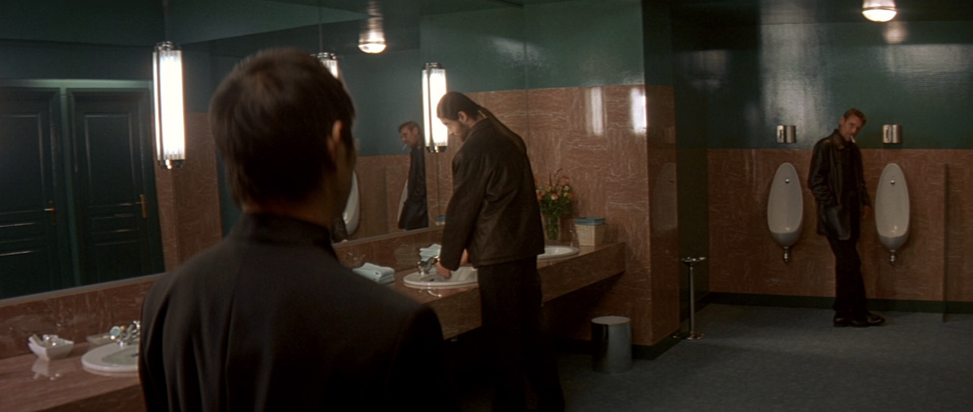 Kiss of the Dragon (2001) —  shot,  lighting