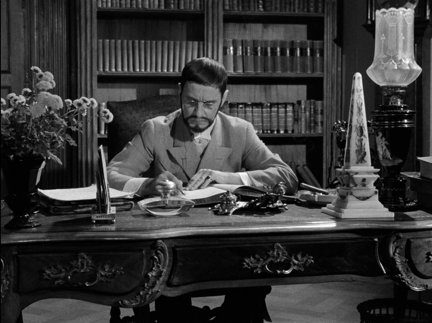 Smiles of a Summer Night (1955) —  shot,  lighting