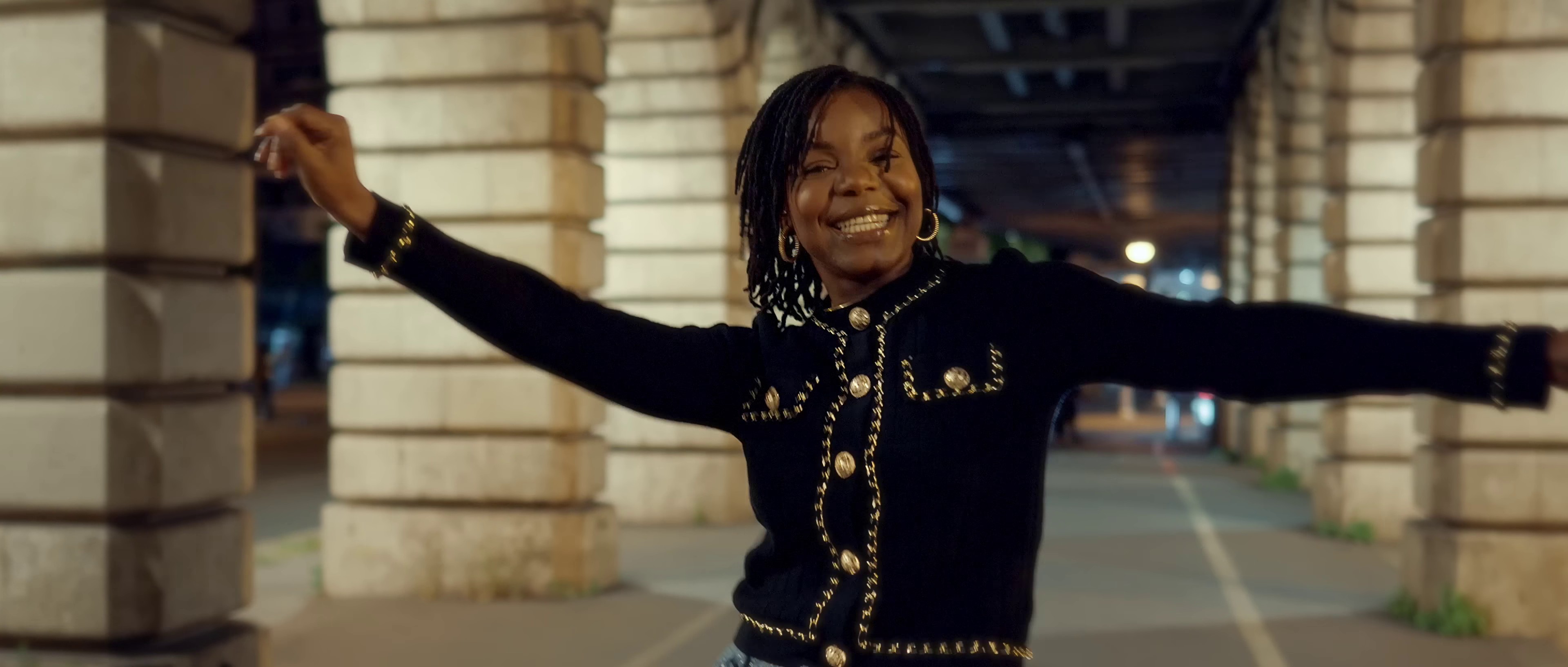 BOR’O nini (2023) —  shot,  lighting