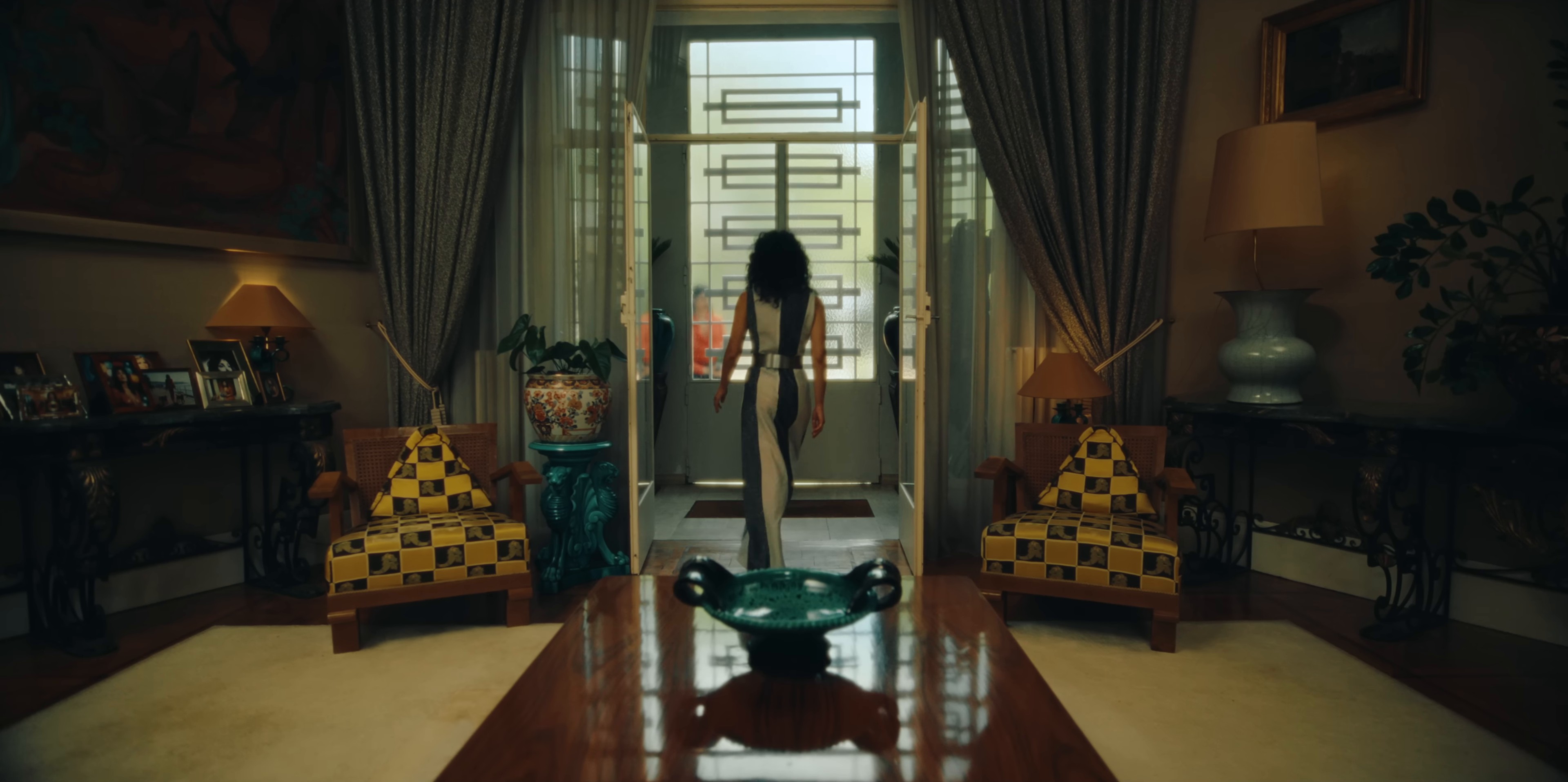 Qui j'étais (2024) —  shot,  lighting