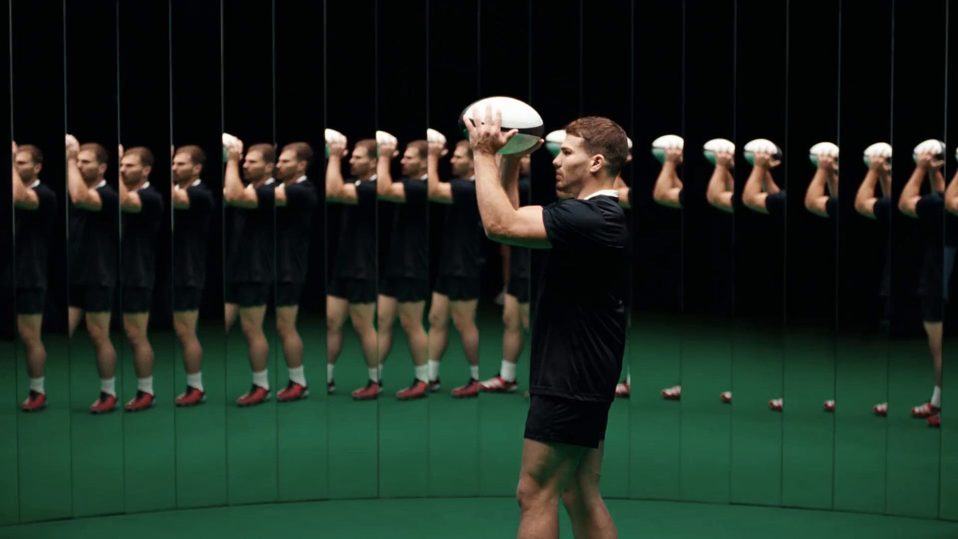 LOUIS VUITTON OLYMPIC GAMES ANTOINE DUPONT (2024) —  shot,  lighting