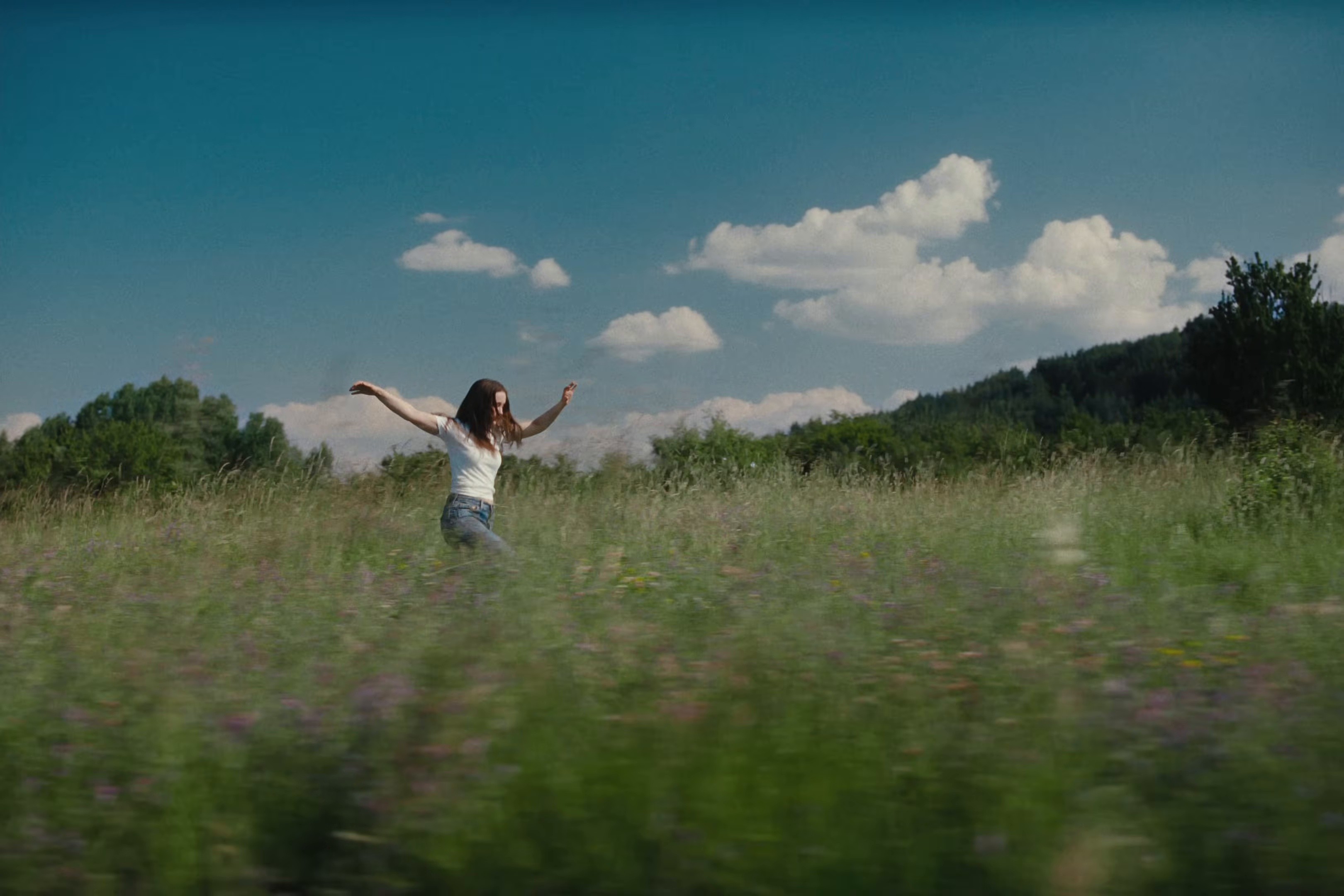 Jellyfish (2025) —  shot,  lighting