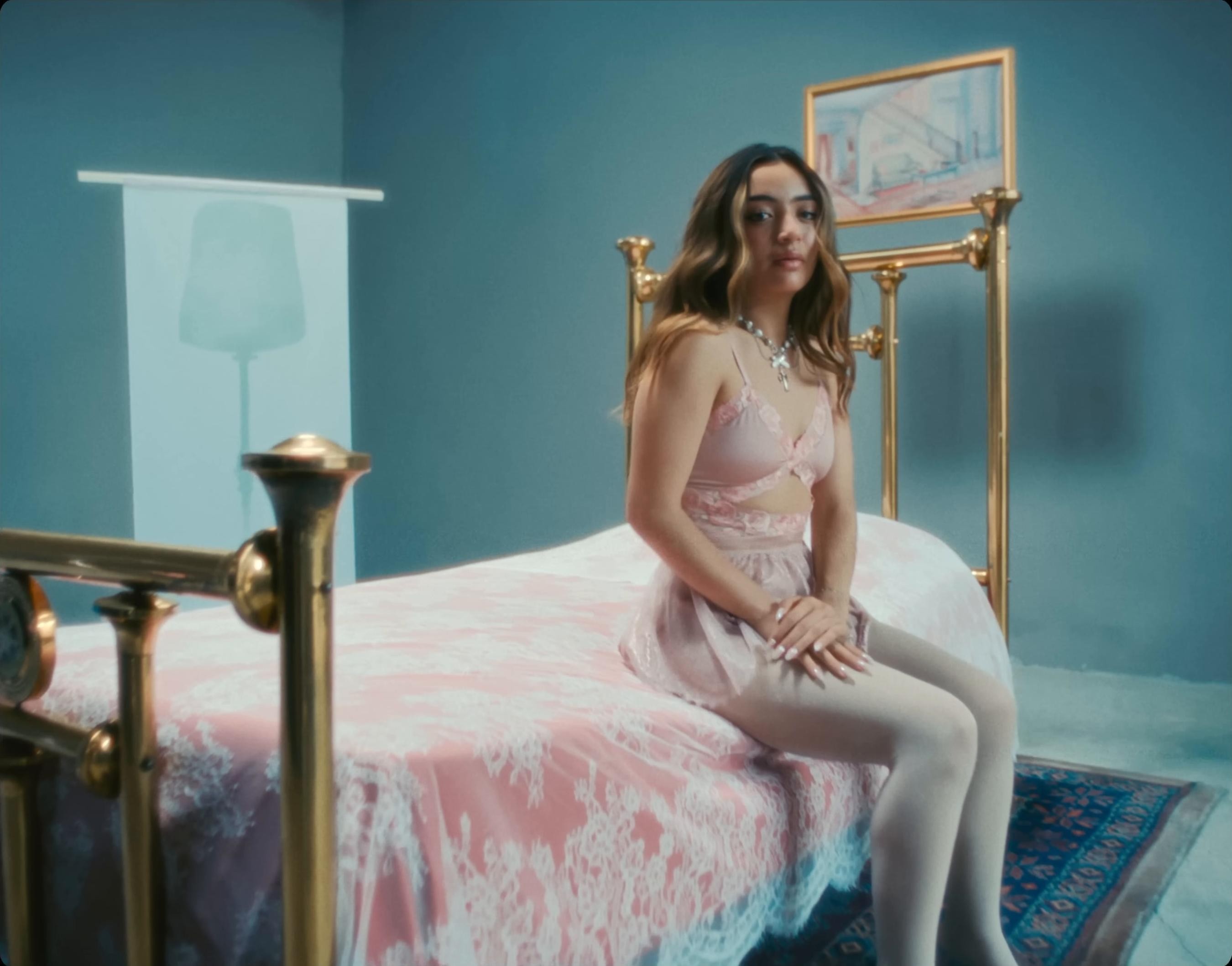 Mi Piel (2025) —  shot,  lighting