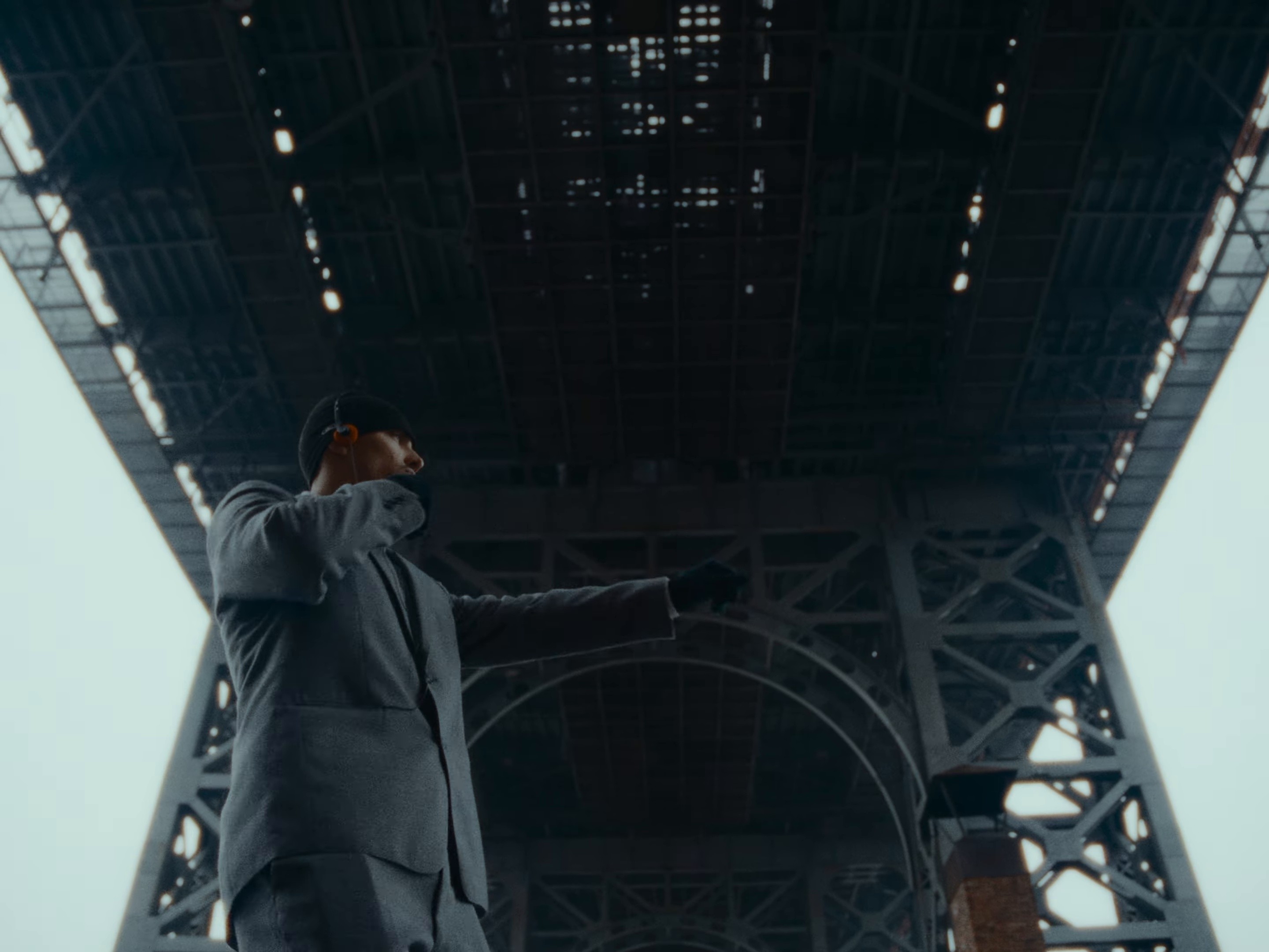 PILL (2025) —  shot,  lighting