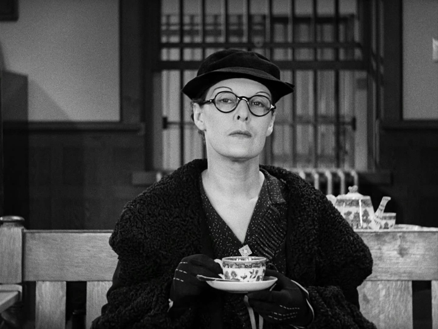 Modern Times (1936) —  shot,  lighting