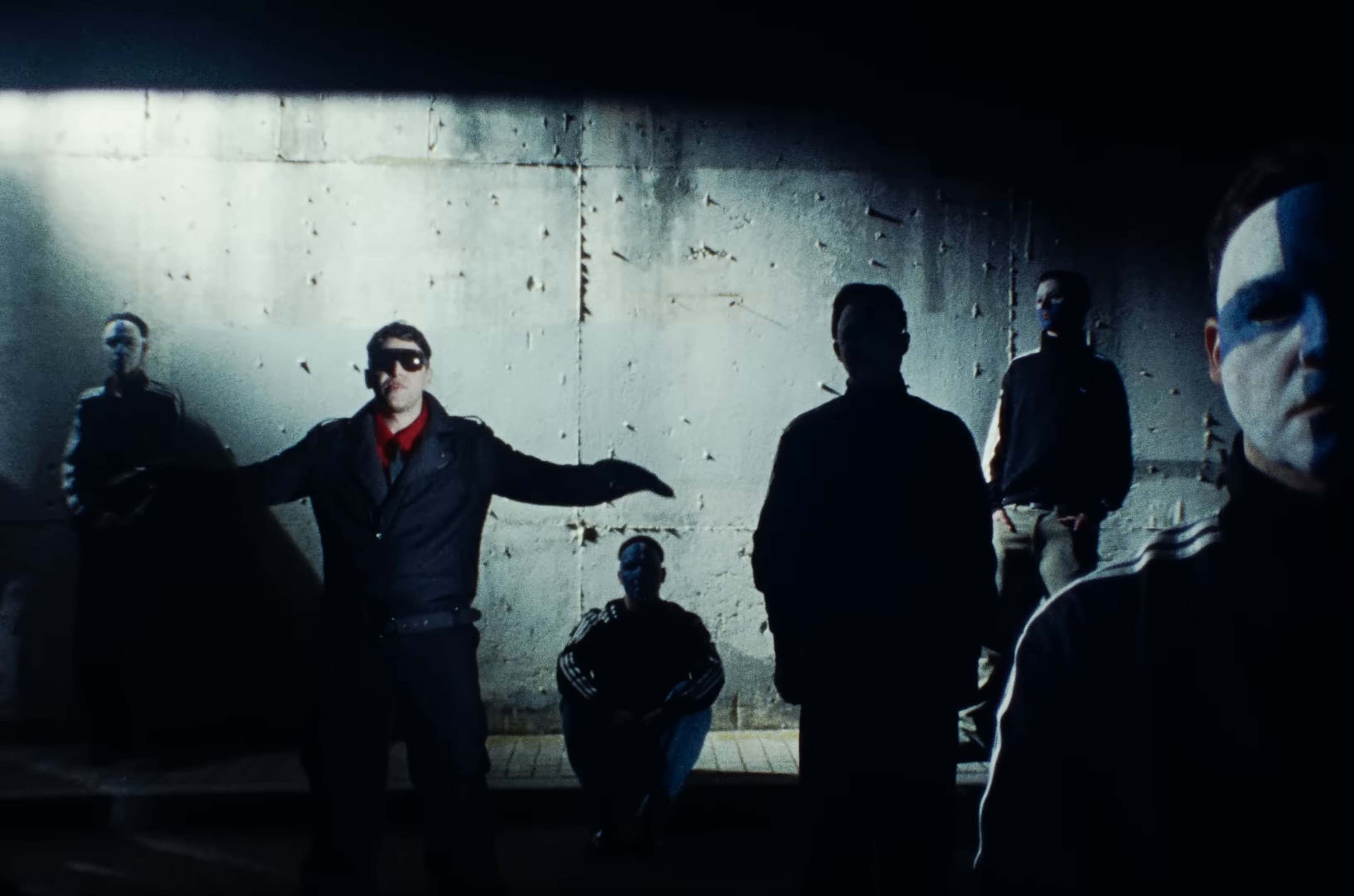 Infancia Mal Calibrada (2025) —  shot,  lighting