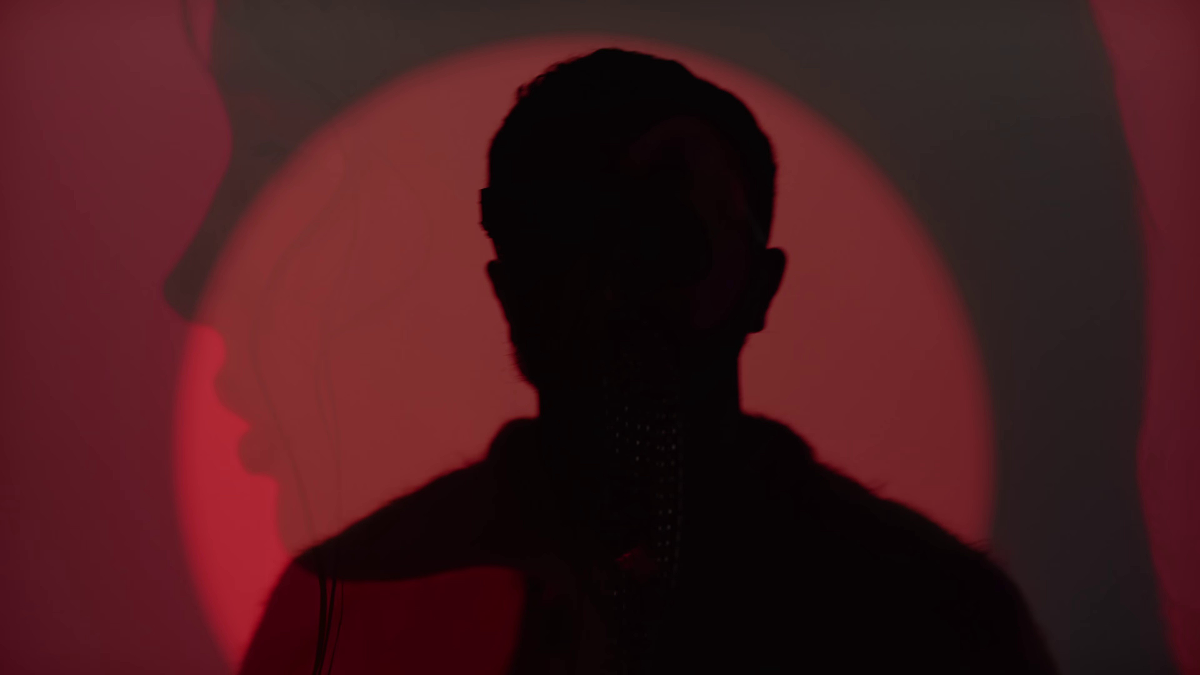 Fendi love (2021) —  shot,  lighting