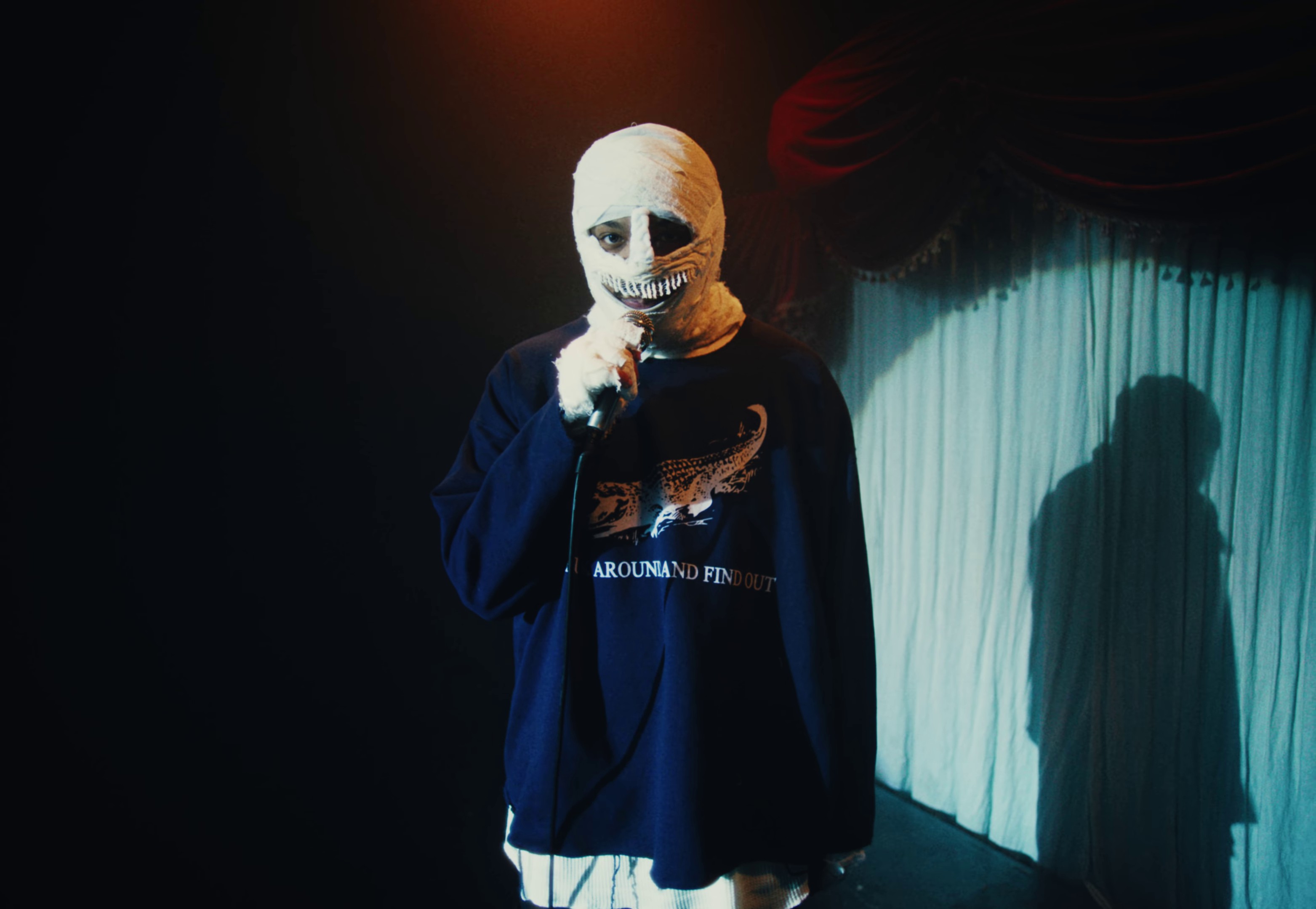 PORN ACTING*  (2022) —  shot,  lighting