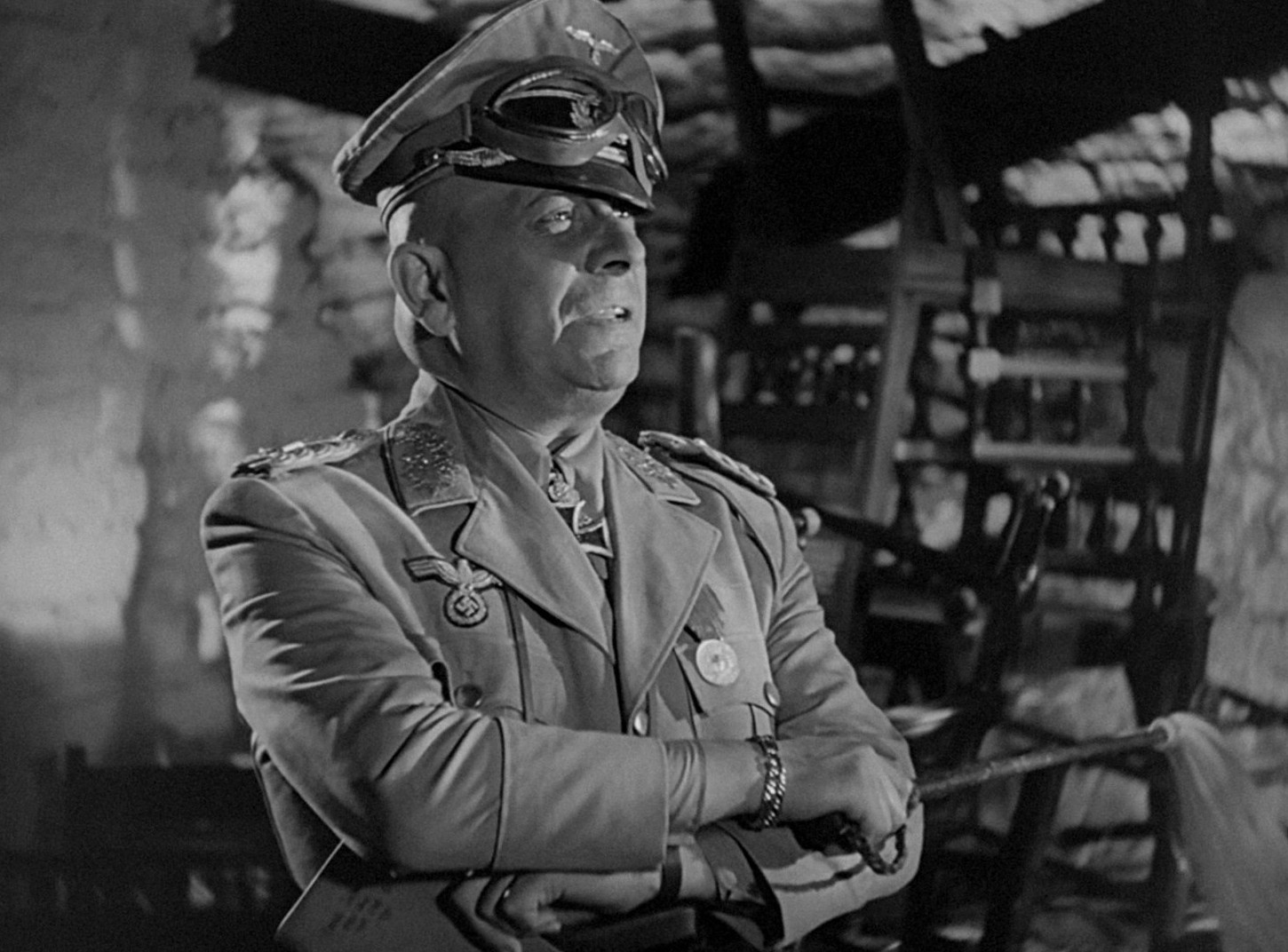 Five Graves to Cairo (1943) —  shot,  lighting