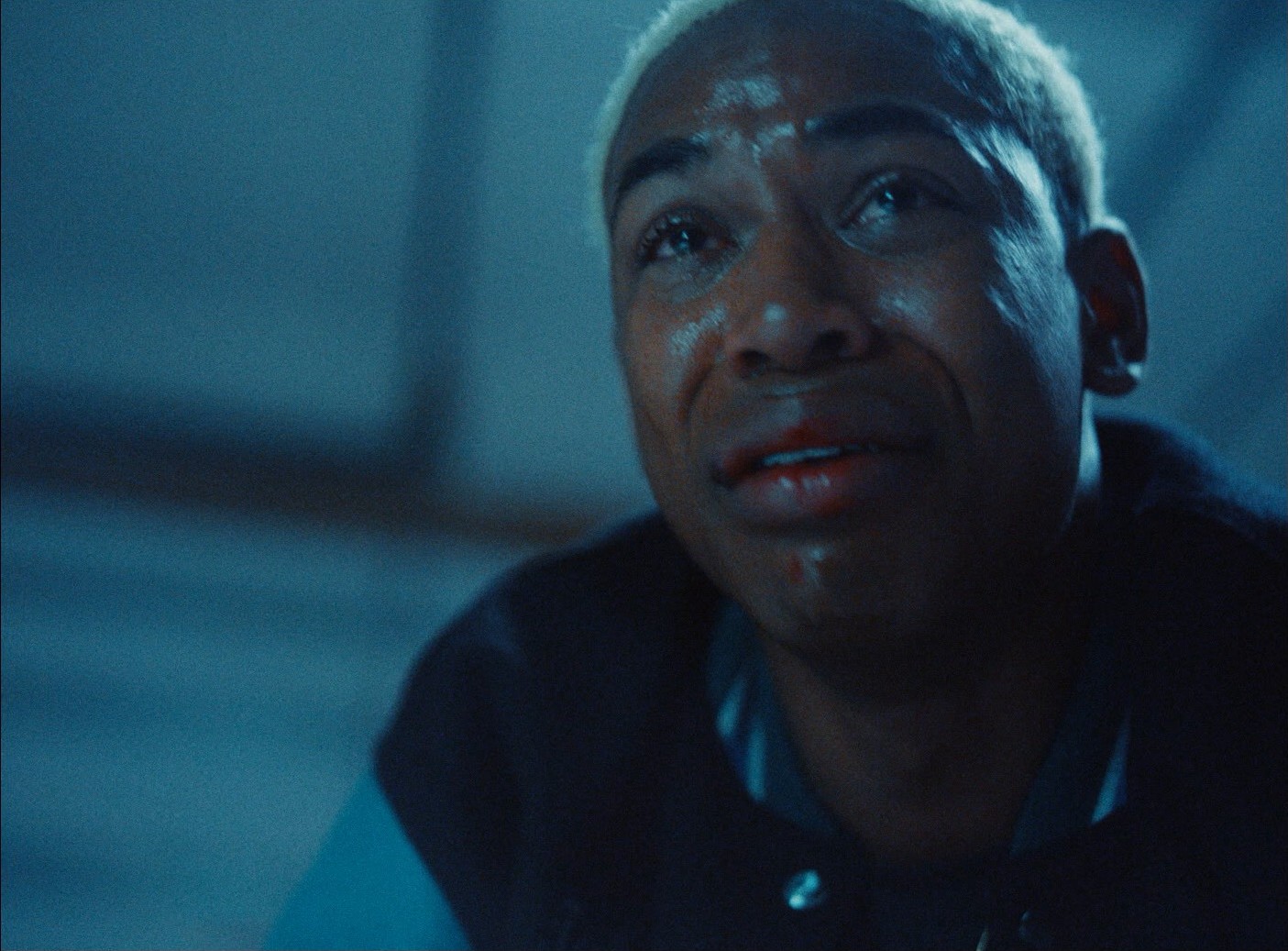 Waves (2019) —  shot,  lighting