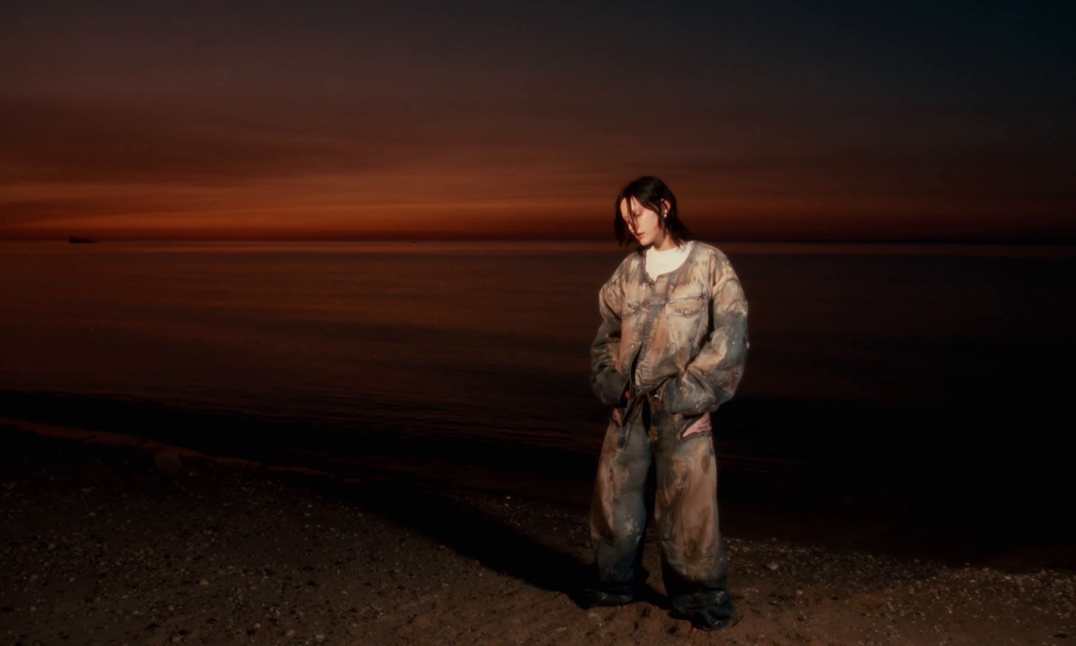 Hope You Find What You're Looking For (2024) —  shot,  lighting