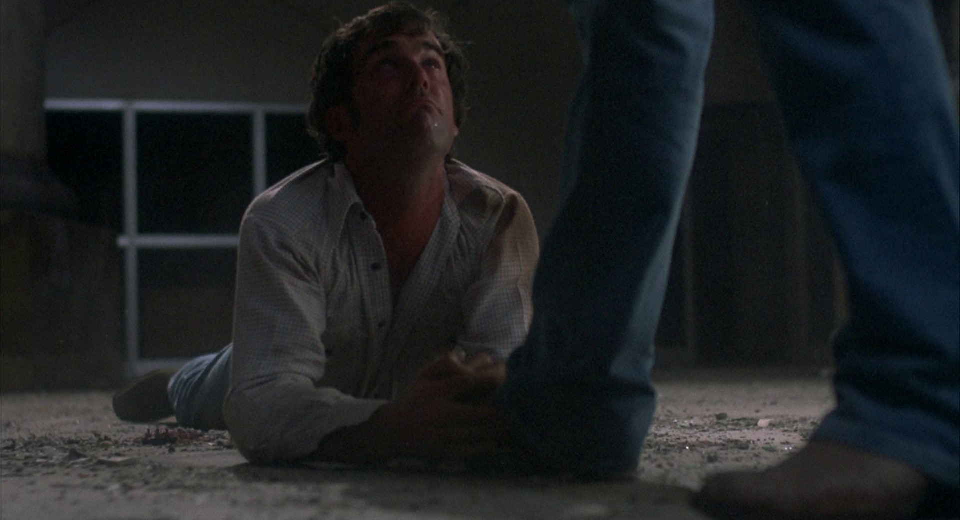 Rolling Thunder (1977) —  shot,  lighting