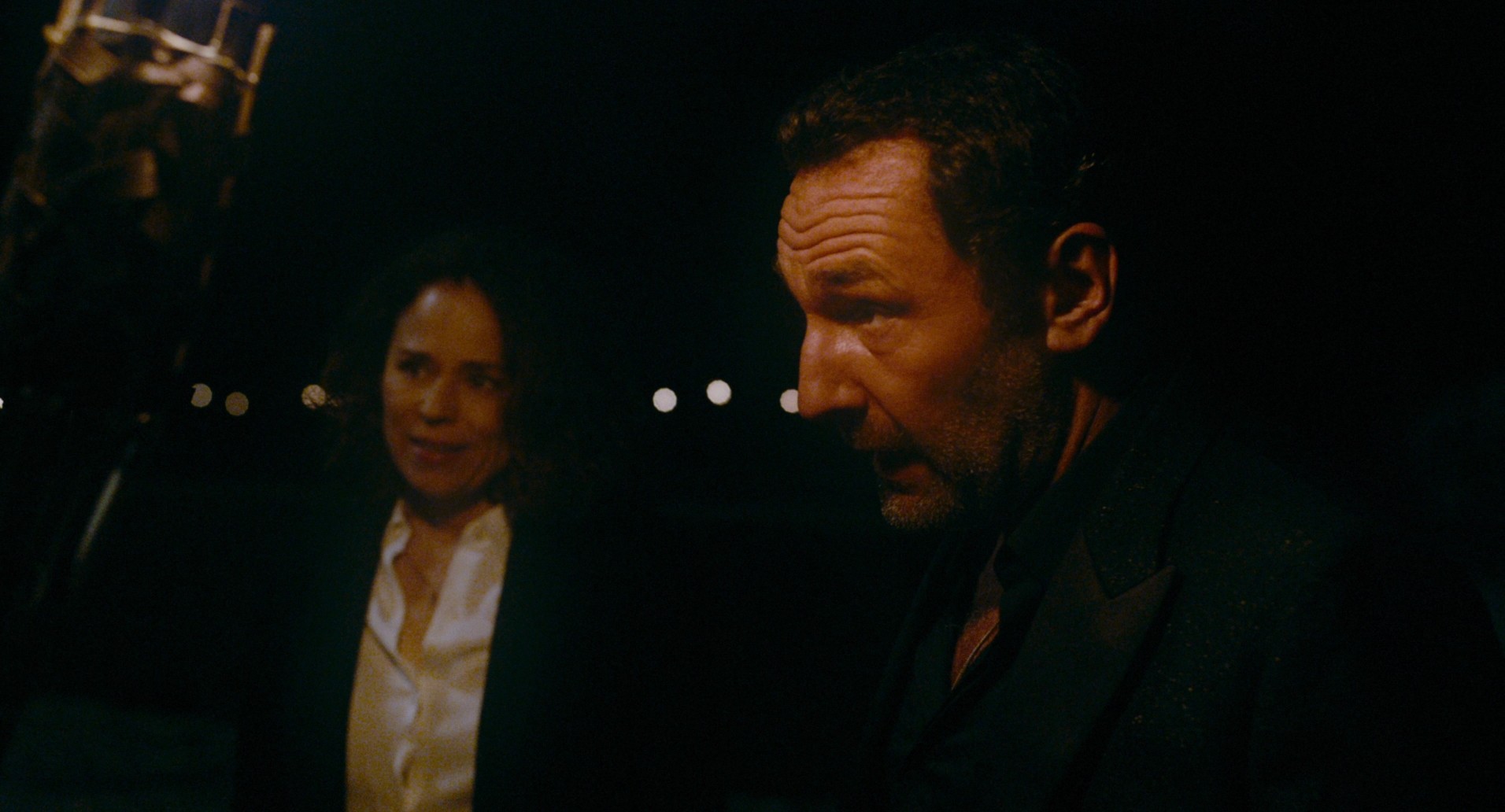 C'est la vie! (2017) —  shot,  lighting