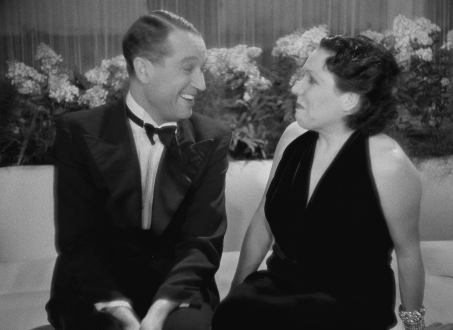 L'homme du jour (1937) —  shot,  lighting