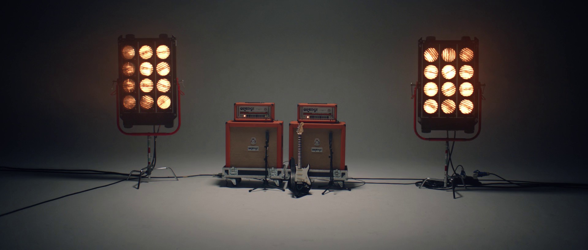 Surprise Yourself (2016) —  shot,  lighting