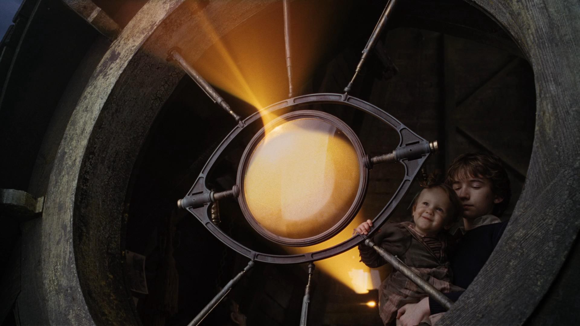 Lemony Snicket's A Series of Unfortunate Events (2004) —  shot,  lighting