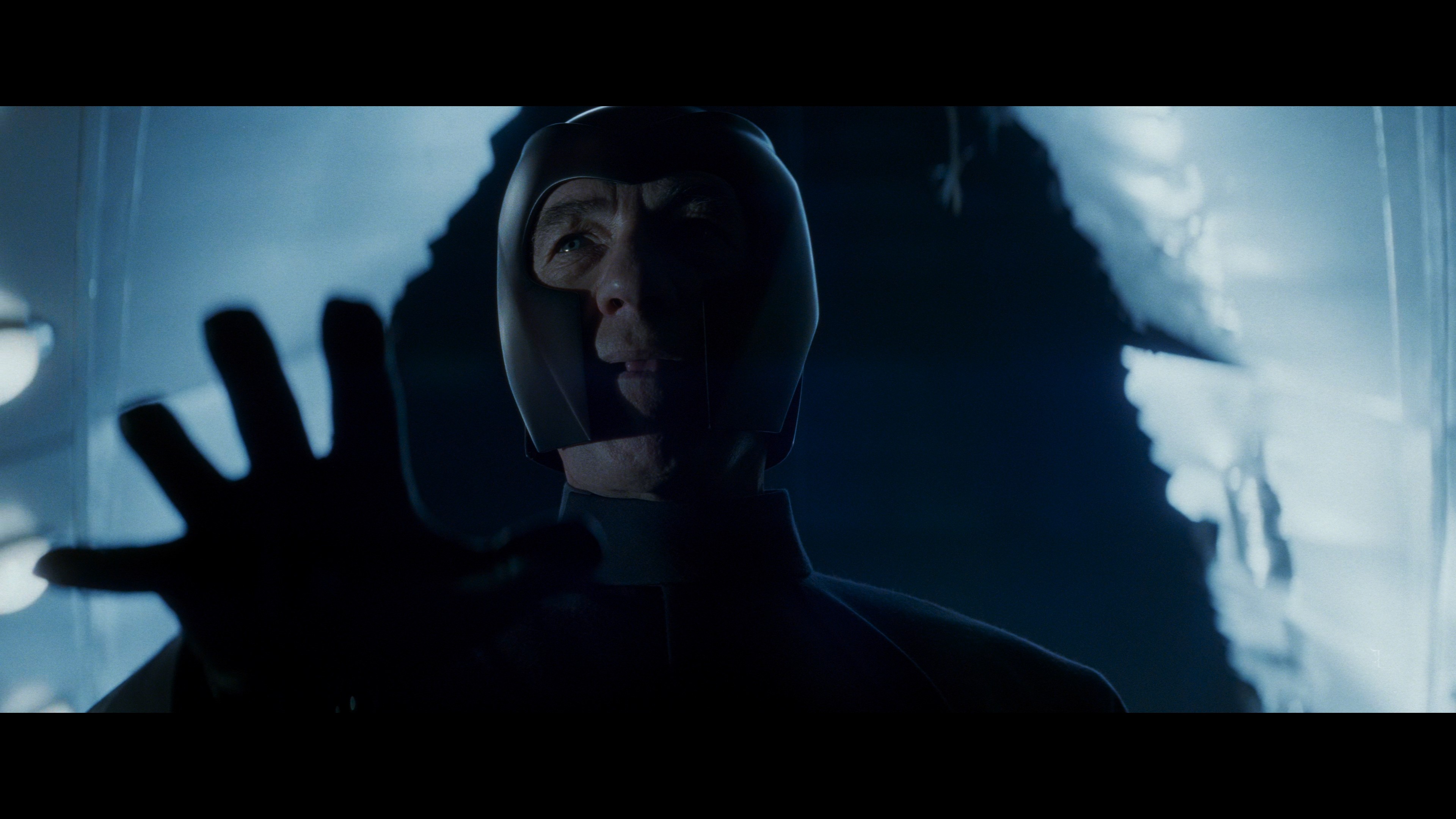 X-Men (2000) —  shot,  lighting