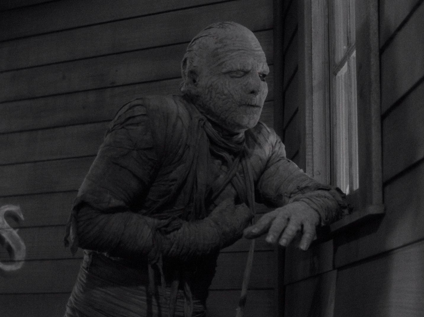 The Mummy's Curse (1944) —  shot,  lighting