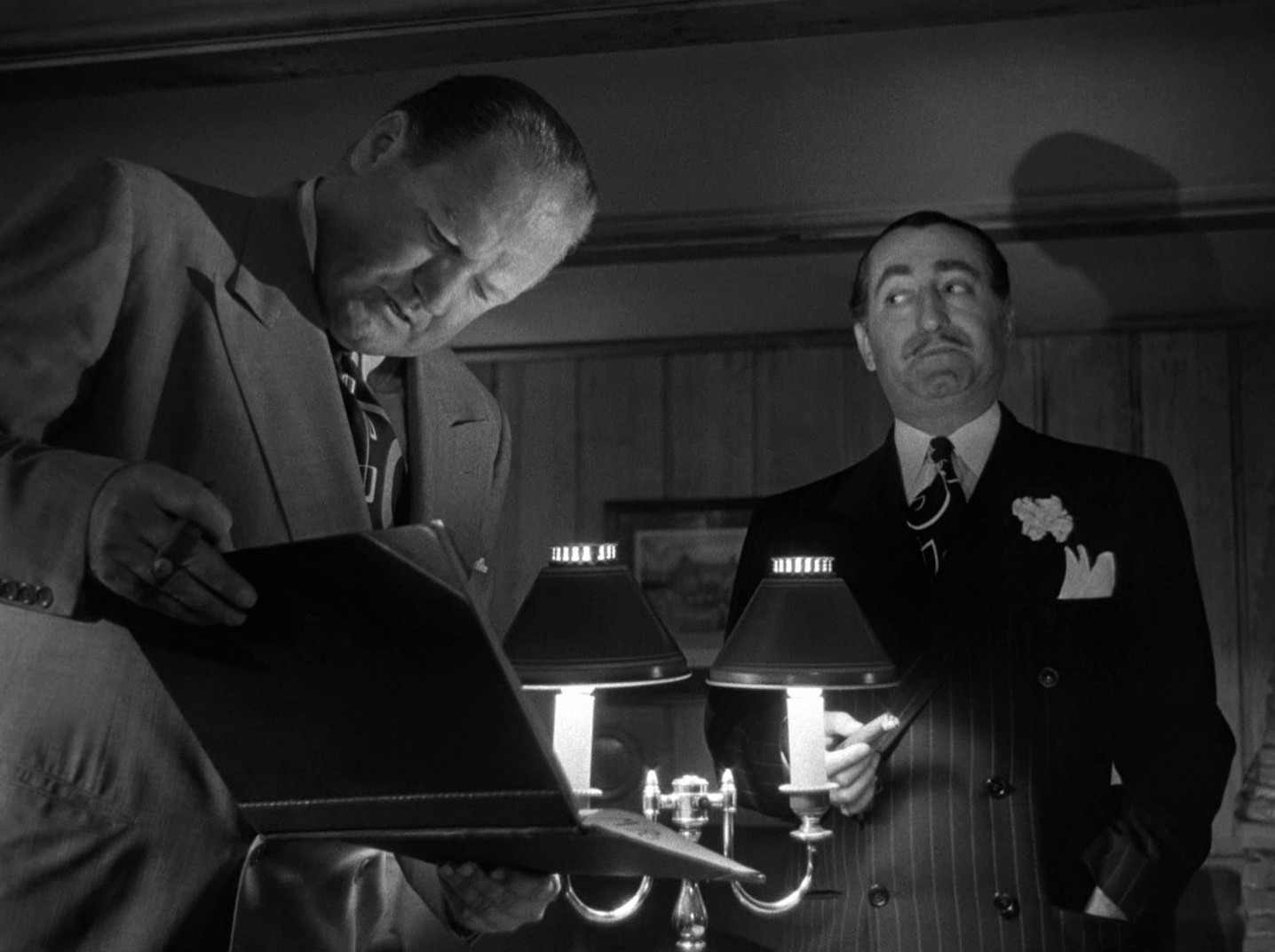 711 Ocean Drive (1950) —  shot,  lighting