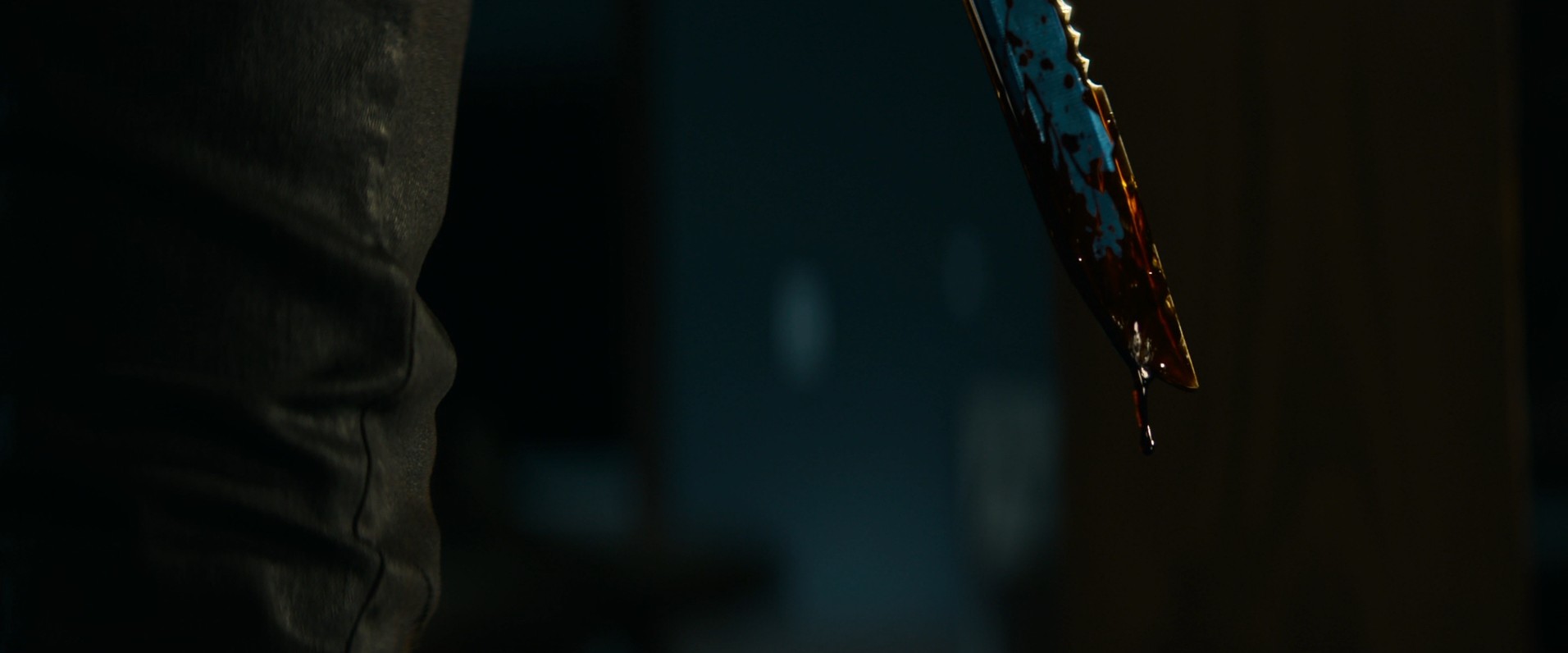 Breaking In (2018) —  shot,  lighting