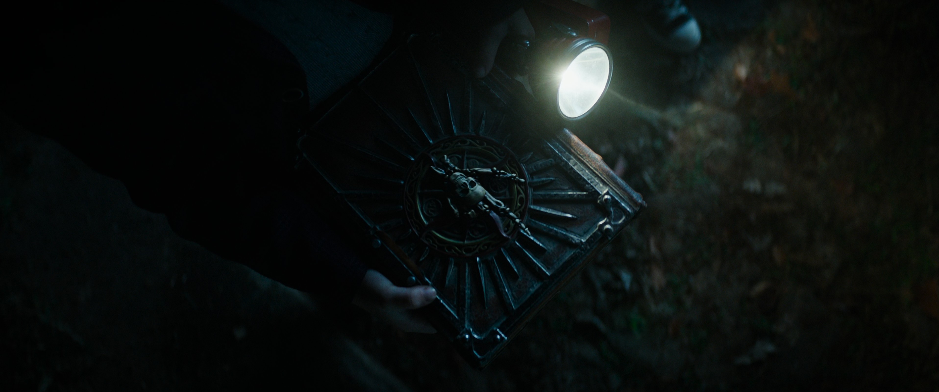 The House with a Clock in Its Walls (2018) —  shot,  lighting