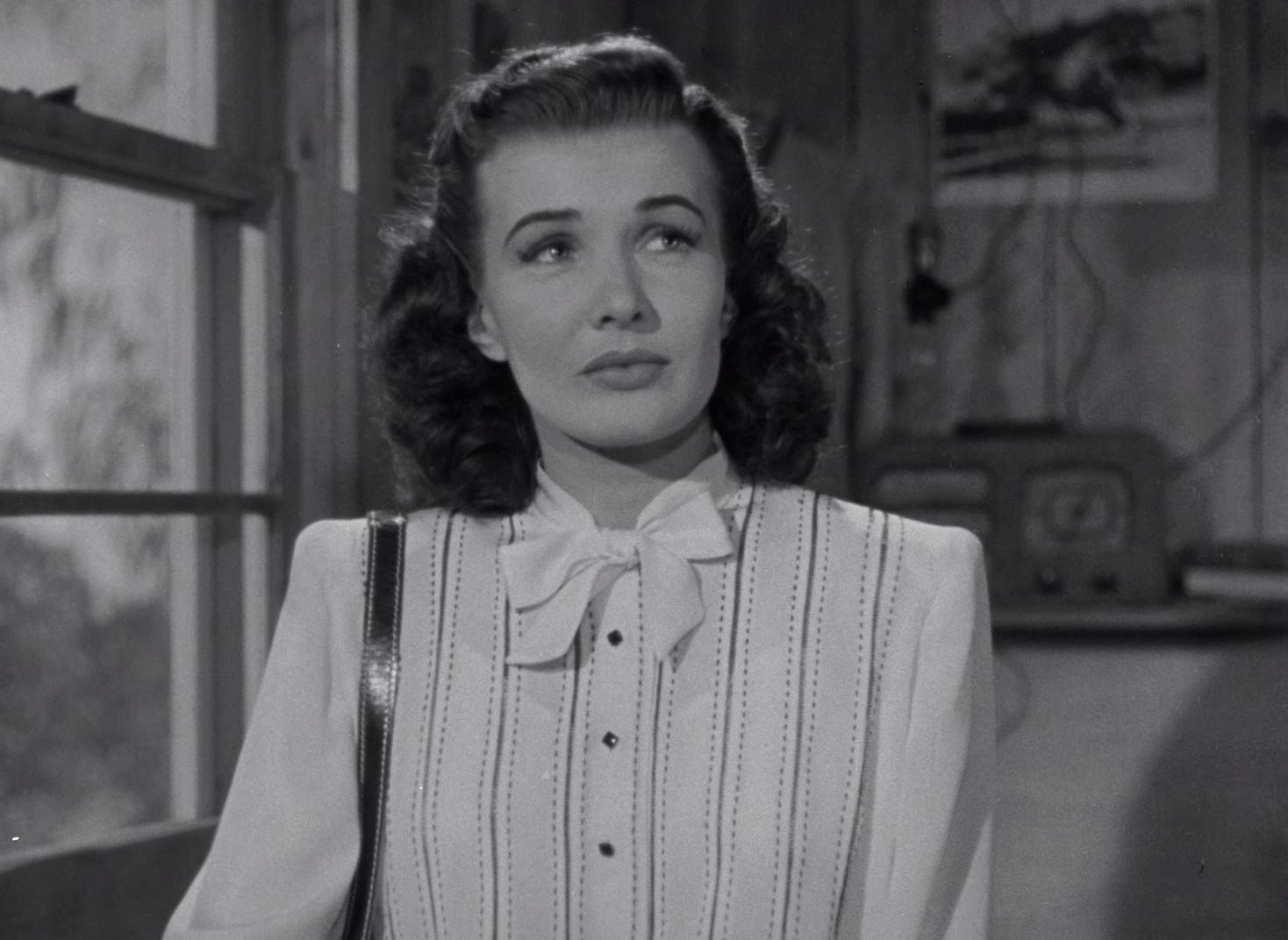 Will Tomorrow Ever Come? (1947) —  shot,  lighting