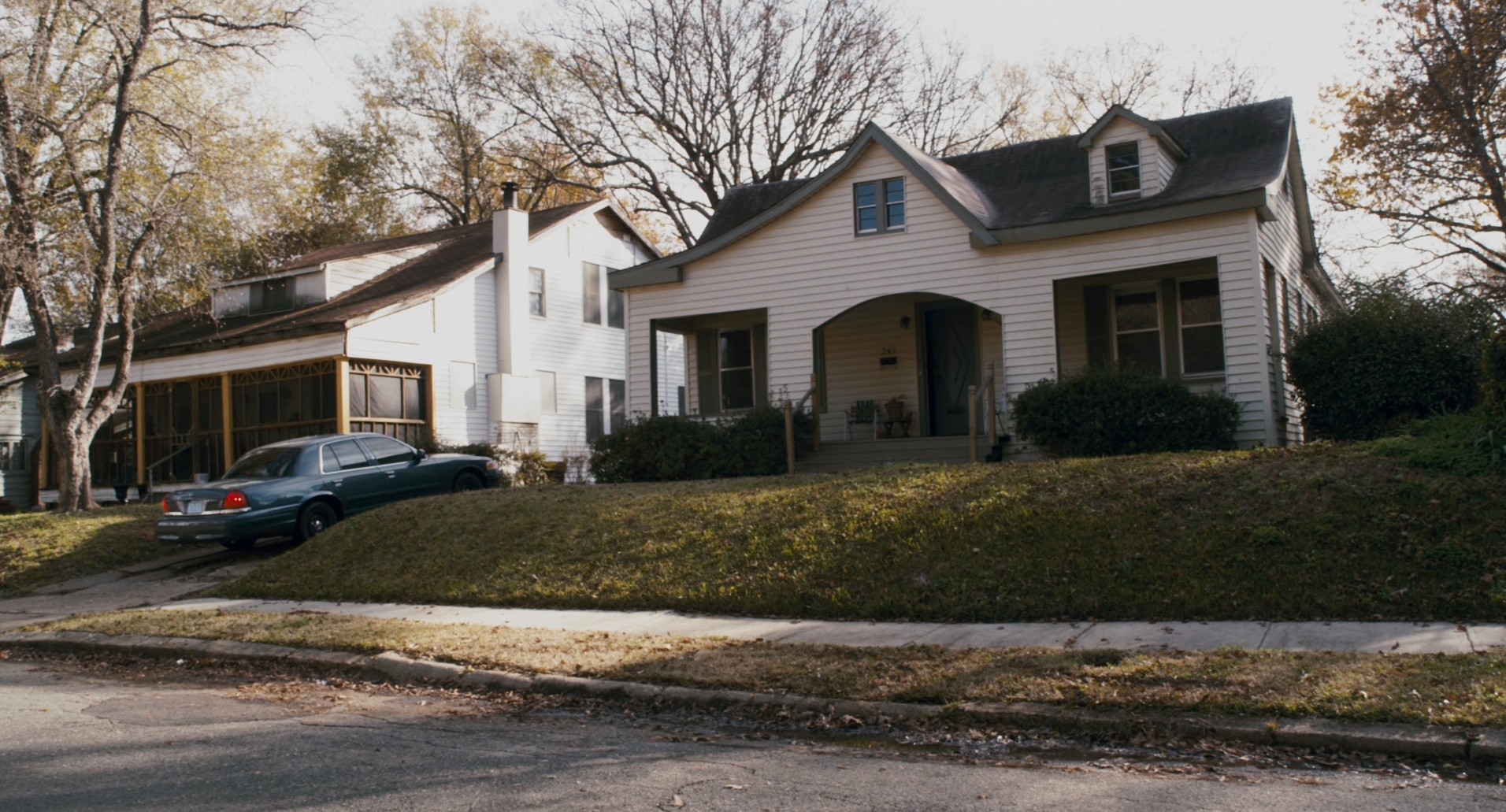 Super (2010) —  shot,  lighting