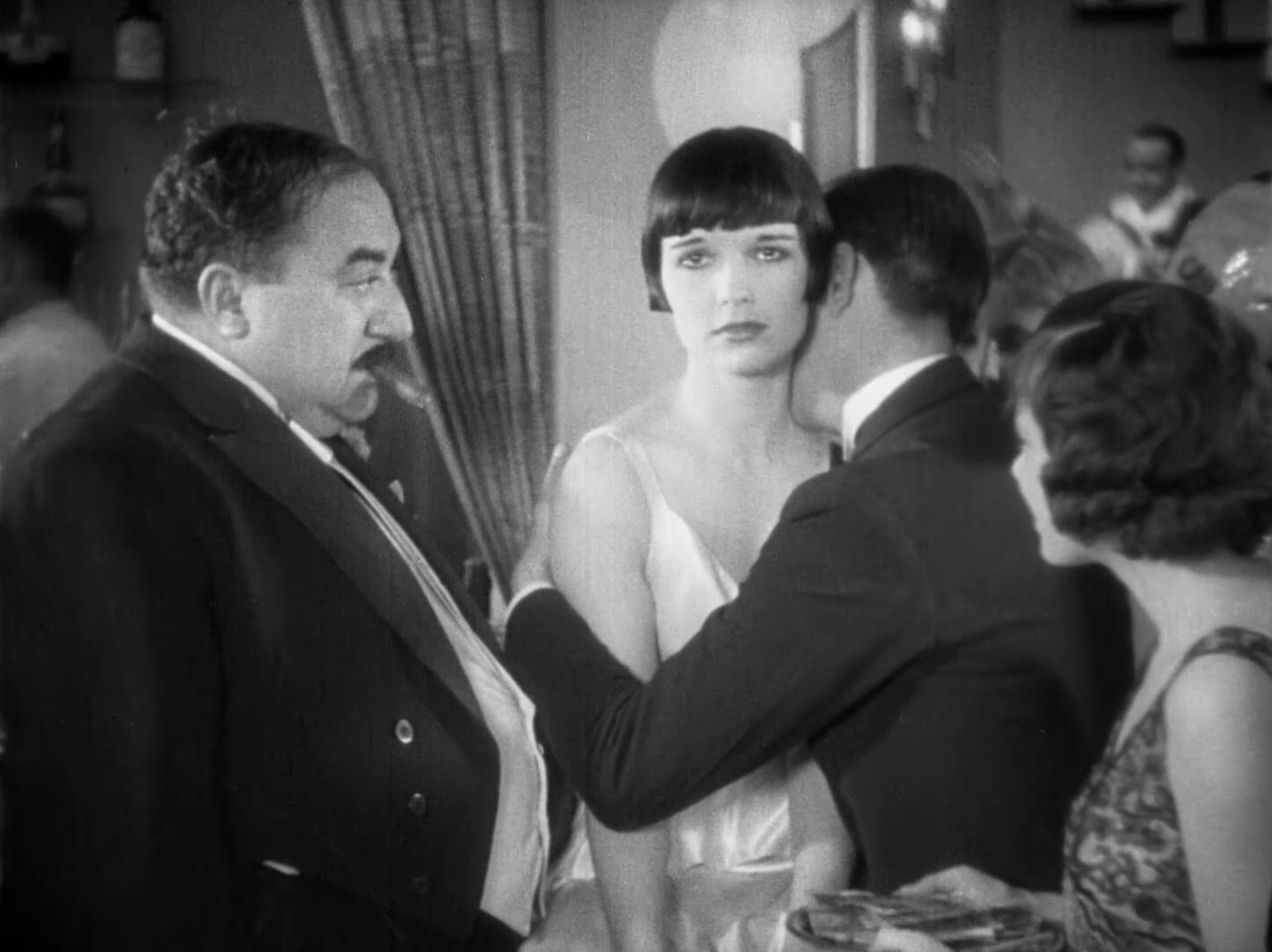 Diary of a Lost Girl (1929) —  shot,  lighting