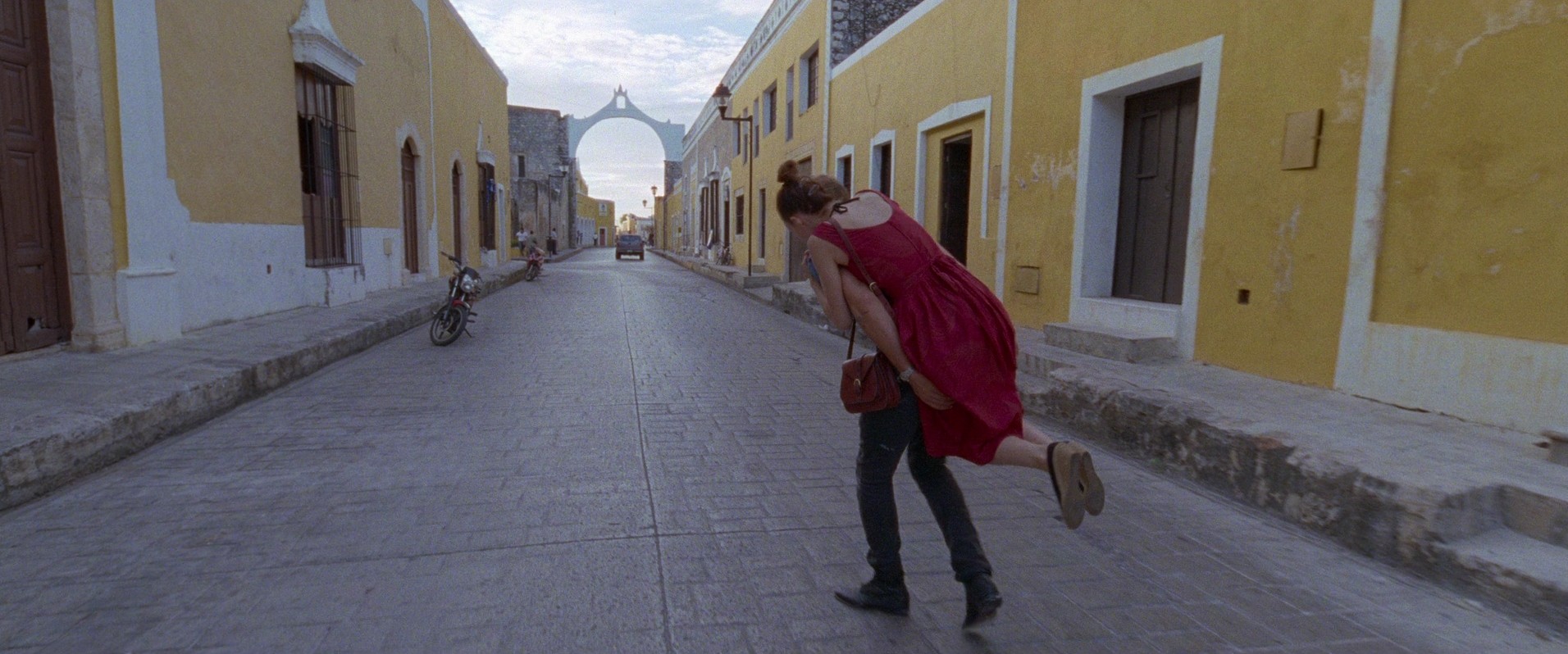 Song to Song (2017) —  shot,  lighting