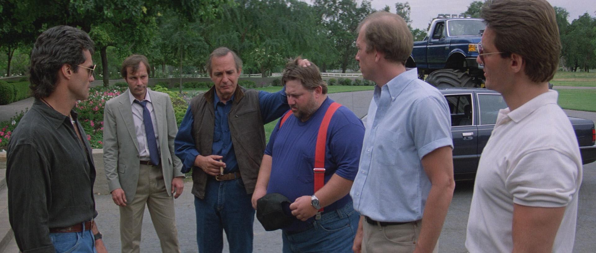 Road House (1989) —  shot,  lighting