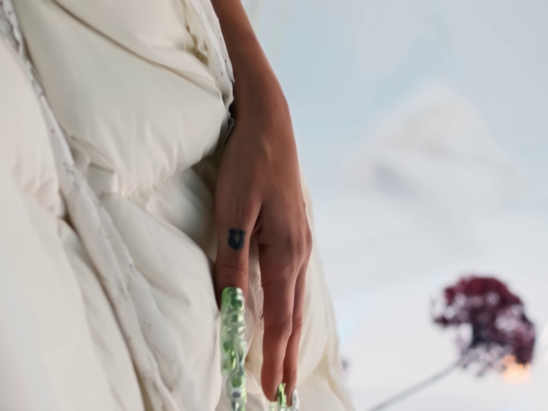 Morphine (2022) —  shot,  lighting