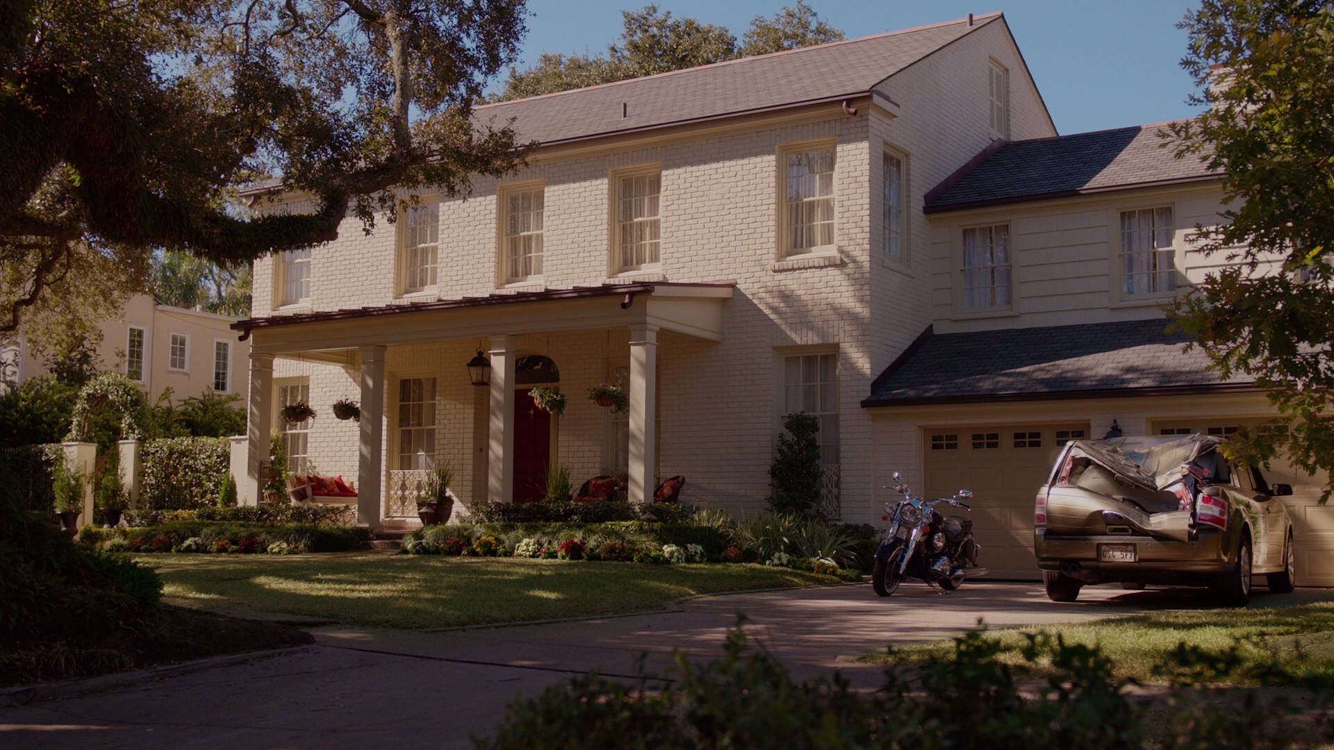 Daddy's Home (2015) —  shot,  lighting