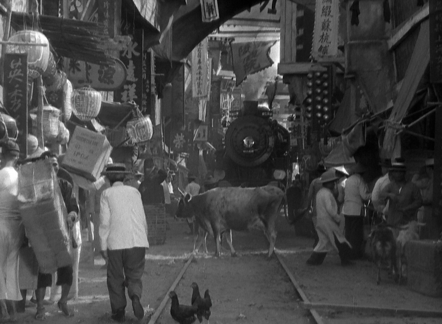 Shanghai Express (1932) —  shot,  lighting