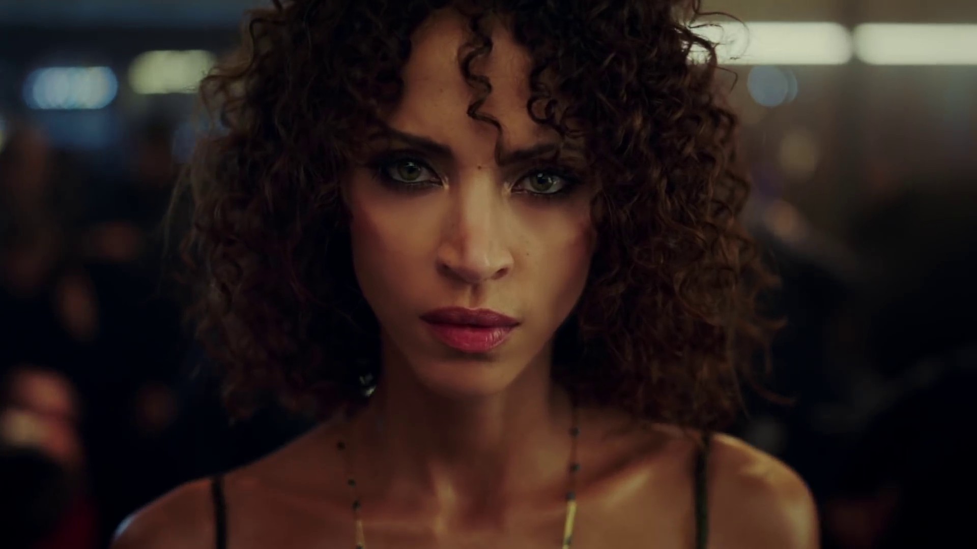 911 (2021) —  shot,  lighting