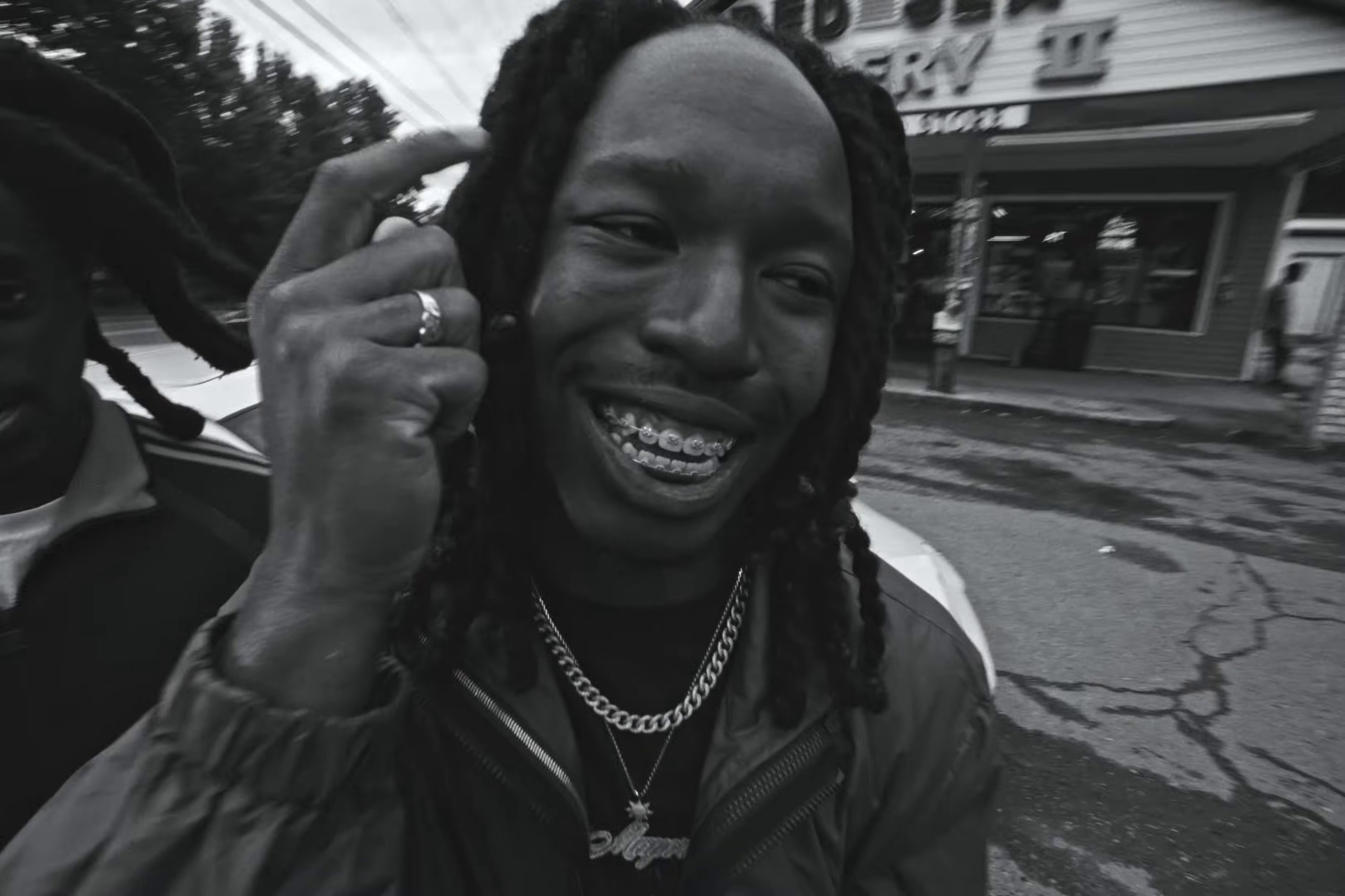 Jammers Anonymous (2025) —  shot,  lighting