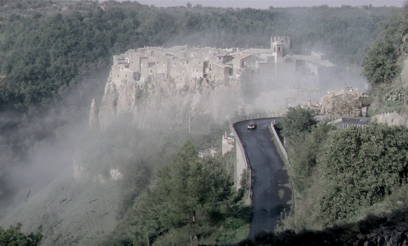 Nostalghia (1984) —  shot,  lighting